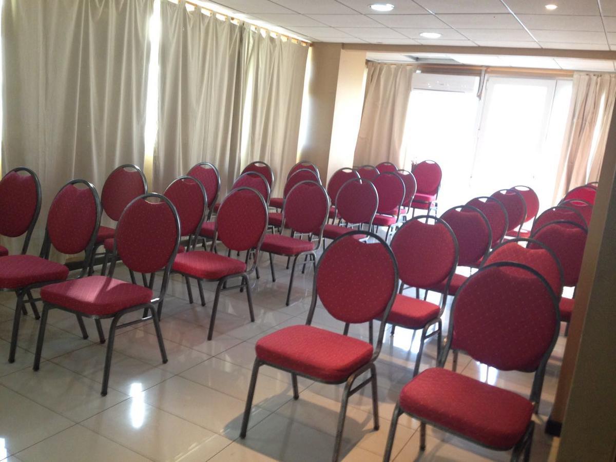 San Martin Hotel *